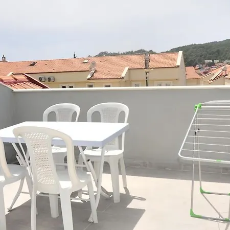 Fethiye Hisaronu 2+1Apartment With Shared Pool Appartamento *